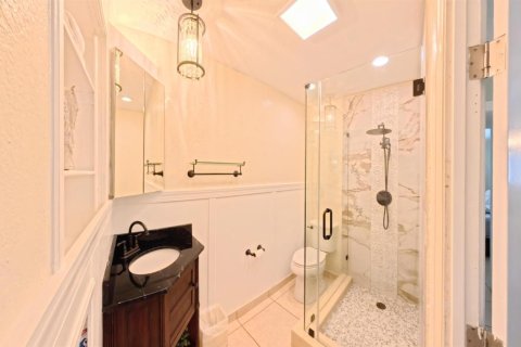 House in Boynton Beach, Florida 1 bedroom, 56.39 sq.m. № 2265628 - photo 19