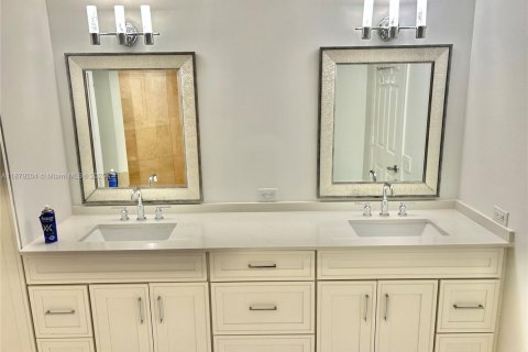 Copropriété à vendre à Fort Lauderdale, Floride: 3 chambres, 183.67 m2 № 1927793 - photo 21