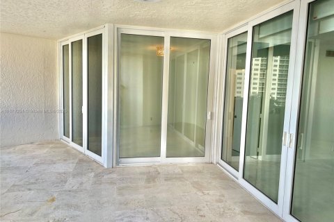 Copropriété à vendre à Fort Lauderdale, Floride: 3 chambres, 183.67 m2 № 1927793 - photo 19
