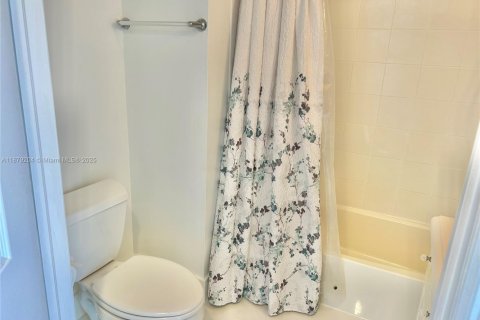 Copropriété à vendre à Fort Lauderdale, Floride: 3 chambres, 183.67 m2 № 1927793 - photo 29