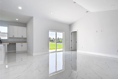 Villa ou maison à vendre à Lehigh Acres, Floride: 4 chambres № 1977293 - photo 26