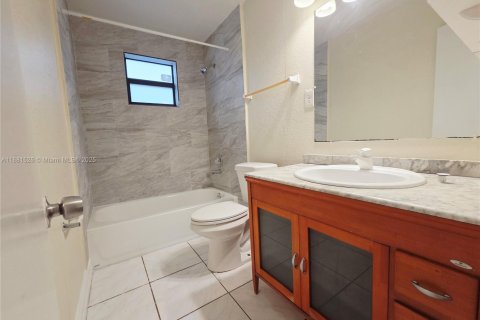 Villa ou maison à louer à West Park, Floride: 3 chambres, 141.21 m2 № 1925282 - photo 6