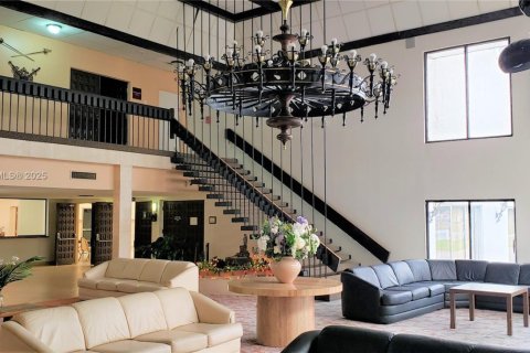 Condominio en alquiler en Lauderhill, Florida, 1 dormitorio, 86.21 m2 № 1941416 - foto 28