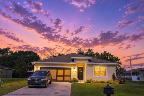 Villa ou maison à Port St. Lucie, Floride 4 chambres, 178 m2 № 2346211