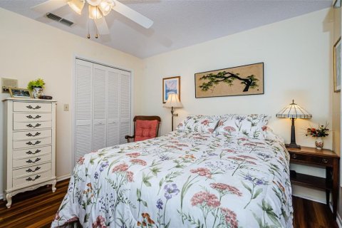 Condo in Hudson, Florida, 2 bedrooms  № 1732586 - photo 25