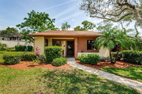 Condo in Hudson, Florida, 2 bedrooms  № 1732586 - photo 1