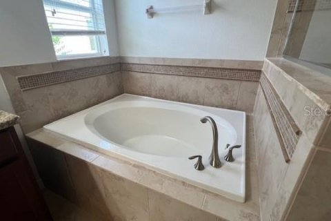 Купить виллу или дом в Уинтер-Хейвен, Флорида 10 комнат, 178.28м2, № 1909519 - фото 22
