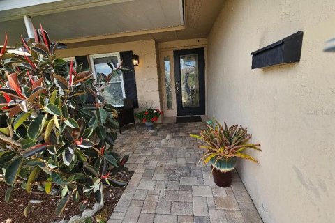 Villa ou maison à vendre à Sun City Center, Floride: 2 chambres, 143.53 m2 № 2233694 - photo 3