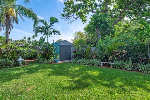 House in Hollywood, Florida 3 bedrooms, 126.63 sq.m. № 1828305 - photo 20