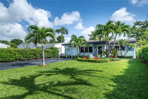 House in Hollywood, Florida 3 bedrooms, 126.63 sq.m. № 1828305 - photo 7