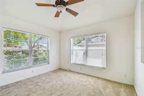 Casa en venta en Tarpon Springs, Florida, 4 dormitorios, 211.26 m2 № 1732900 - foto 9