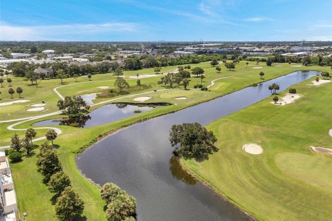 Condo in Largo, Florida, 3 bedrooms  № 1821450 - photo 14