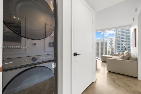 Condo in Miami, Florida, 2 bedrooms  № 2152904 - photo 26