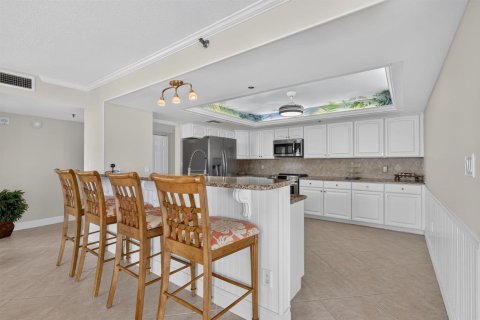 Купить кондоминиум в Хатчинсон-Айленд-Саут, Флорида 6 комнат, 133.41м2, № 2086787 - фото 25