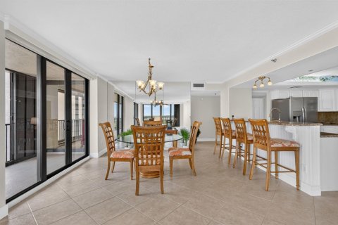 Купить кондоминиум в Хатчинсон-Айленд-Саут, Флорида 6 комнат, 133.41м2, № 2086787 - фото 16