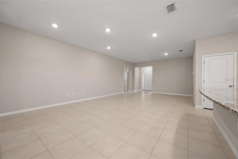 House in Bradenton, Florida 3 bedrooms, 171.31 sq.m. № 2158015 - photo 9