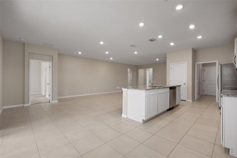 House in Bradenton, Florida 3 bedrooms, 171.31 sq.m. № 2158015 - photo 25