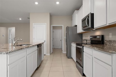 House in Bradenton, Florida 3 bedrooms, 171.31 sq.m. № 2158015 - photo 24