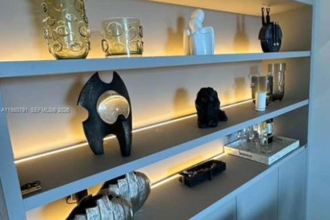 Купить кондоминиум в Авентура, Флорида 5 комнат, 93.92м2, № 2046879 - фото 10