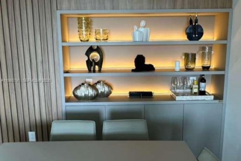 Купить кондоминиум в Авентура, Флорида 5 комнат, 93.92м2, № 2046879 - фото 12