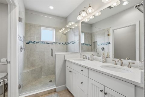 Townhouse in Saint Petersburg, Florida 3 bedrooms, 178.37 sq.m. № 2196493 - photo 28