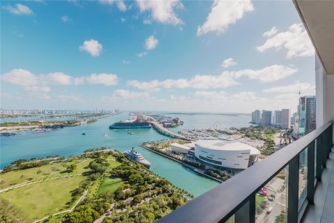 Condo in Miami, Florida, 4 bedrooms  № 1998414 - photo 23