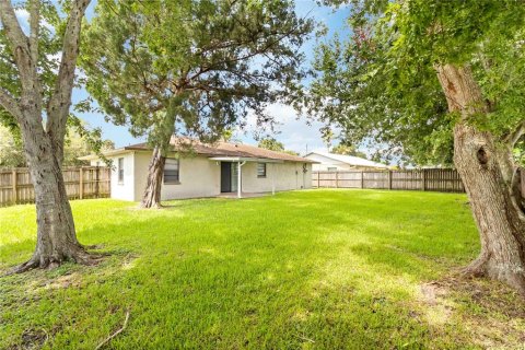 House in Cocoa, Florida 3 bedrooms, 97.83 sq.m. № 1261853 - photo 29