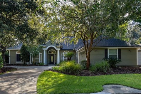 Villa ou maison à Gainesville, Floride 3 chambres, 230.96 m2 № 2396064