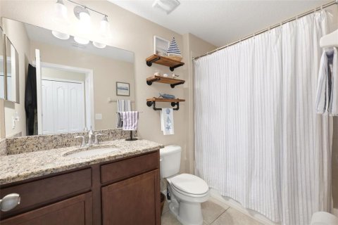 House in New Port Richey, Florida 3 bedrooms, 182.09 sq.m. № 2217010 - photo 23