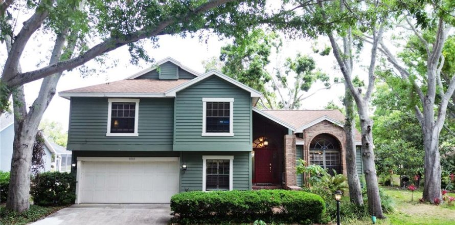 Casa en Seminole, Florida 5 dormitorios, 242.29 m2 № 1649732
