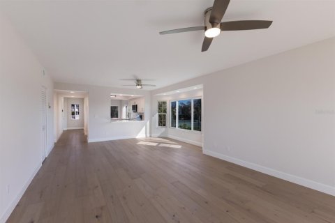 Condo in Placida, Florida, 2 bedrooms  № 1553450 - photo 20