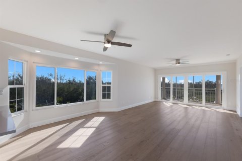 Condo in Placida, Florida, 2 bedrooms  № 1553450 - photo 12