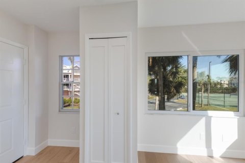 Condo in Placida, Florida, 2 bedrooms  № 1553450 - photo 9