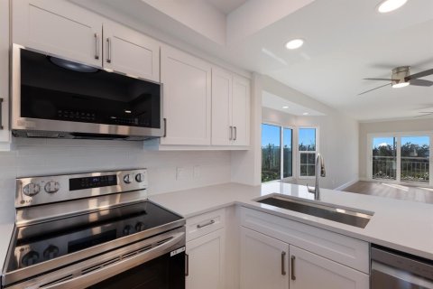 Condo in Placida, Florida, 2 bedrooms  № 1553450 - photo 4