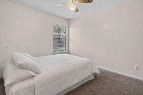 Casa en venta en Jacksonville, Florida, 4 dormitorios, 164.25 m2 № 2261210 - foto 14
