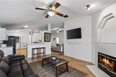 Casa en venta en Jacksonville, Florida, 4 dormitorios, 164.25 m2 № 2261210 - foto 21