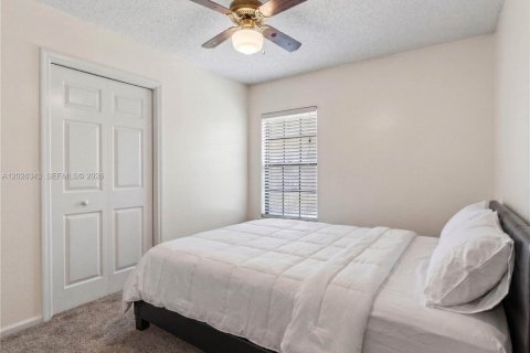 Casa en venta en Jacksonville, Florida, 4 dormitorios, 164.25 m2 № 2261210 - foto 9