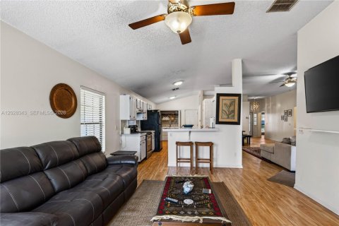 Casa en venta en Jacksonville, Florida, 4 dormitorios, 164.25 m2 № 2261210 - foto 20