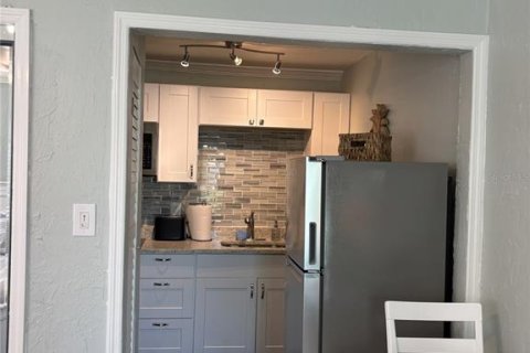 Condominio en venta en Sarasota, Florida, 4 habitaciones, 27.31 m2 № 2134046 - foto 9