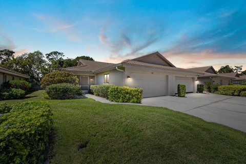 Villa ou maison à vendre à Sarasota, Floride: 2 chambres, 124.49 m2 № 1589659 - photo 4