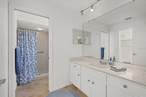Villa ou maison à vendre à Sarasota, Floride: 2 chambres, 124.49 m2 № 1589659 - photo 17