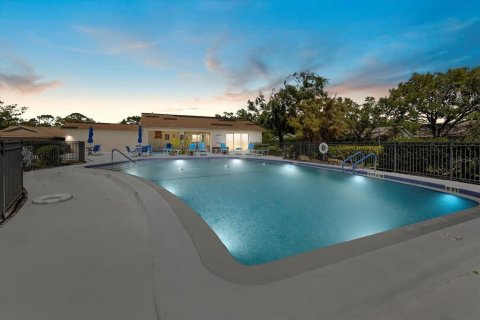 Villa ou maison à vendre à Sarasota, Floride: 2 chambres, 124.49 m2 № 1589659 - photo 27