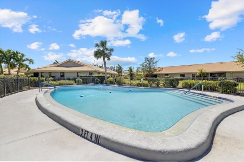 Villa ou maison à vendre à Sarasota, Floride: 2 chambres, 124.49 m2 № 1589659 - photo 25