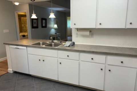 Villa ou maison à vendre à Sarasota, Floride: 2 chambres, 124.49 m2 № 1589659 - photo 23