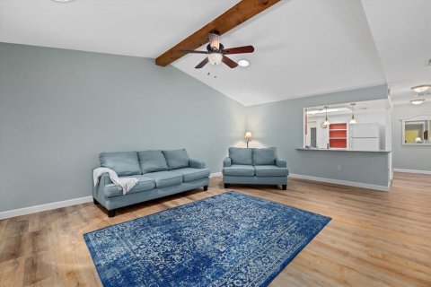Villa ou maison à vendre à Sarasota, Floride: 2 chambres, 124.49 m2 № 1589659 - photo 10