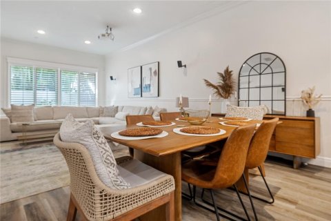 Adosado en alquiler en Tampa, Florida, 3 dormitorios, 219.06 m2 № 1916789 - foto 6