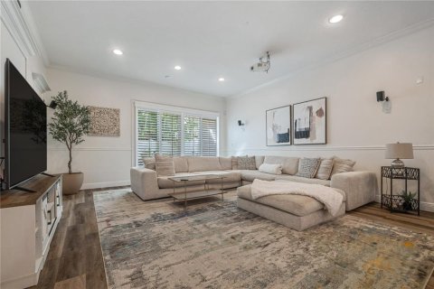 Adosado en alquiler en Tampa, Florida, 3 dormitorios, 219.06 m2 № 1916789 - foto 7