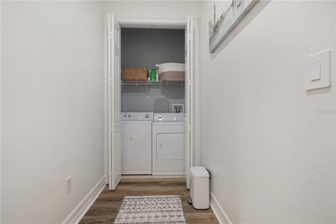 Adosado en alquiler en Tampa, Florida, 3 dormitorios, 219.06 m2 № 1916789 - foto 25