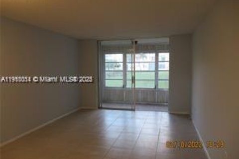 Снять в аренду кондоминиум в Санрайз, Флорида 1 спальня, 59.46м2, № 1965622 - фото 9