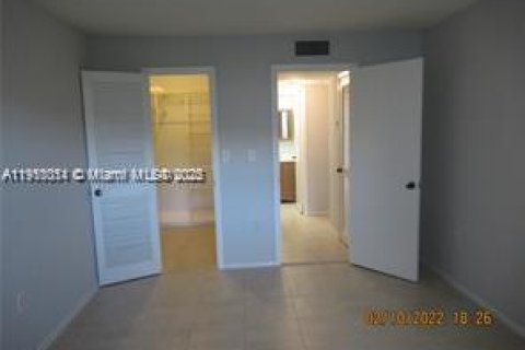 Снять в аренду кондоминиум в Санрайз, Флорида 1 спальня, 59.46м2, № 1965622 - фото 7